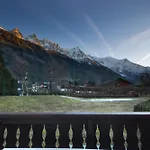 Ancelles - Les Praz - Golf - Vue Mont-blanc - Randonnees Шале Шамоні