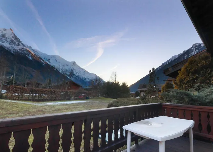 Ancelles - Les Praz - Golf - Vue Mont-blanc - Randonnees Chalé *