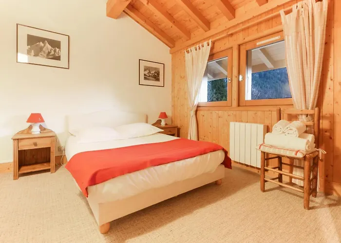 Ancelles - Les Praz - Golf - Vue Mont-blanc - Randonnees Alpehytte